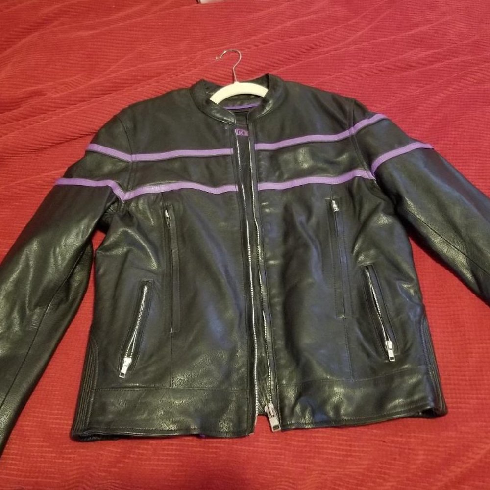 UNIK women's leather jacket. Size XL